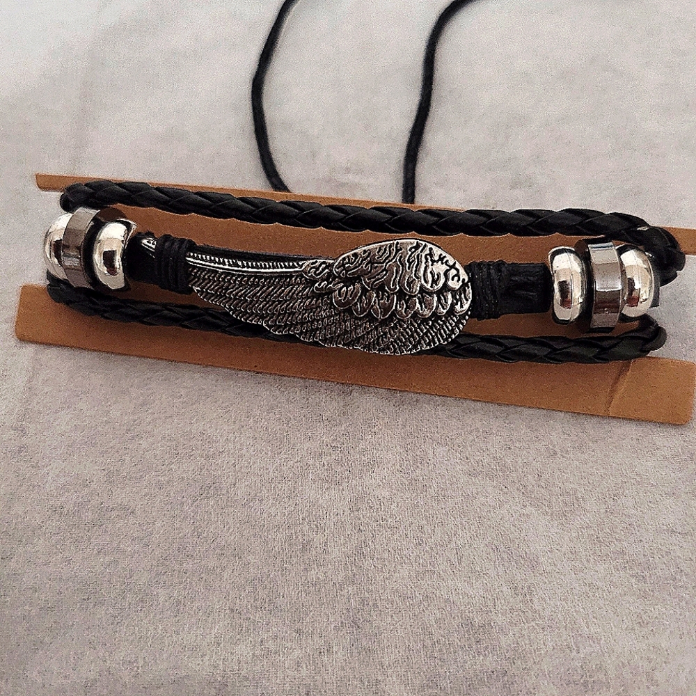 Wing Decor Bracelet For Men's